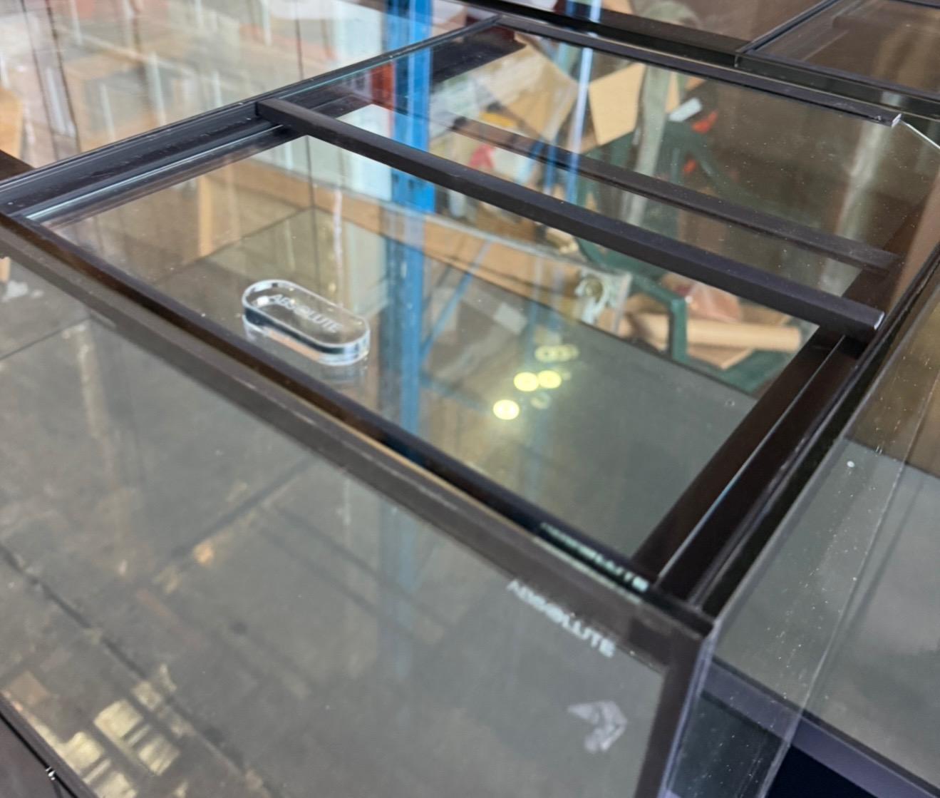 6mm Clear float glass 1220x360x500 with rubber mat