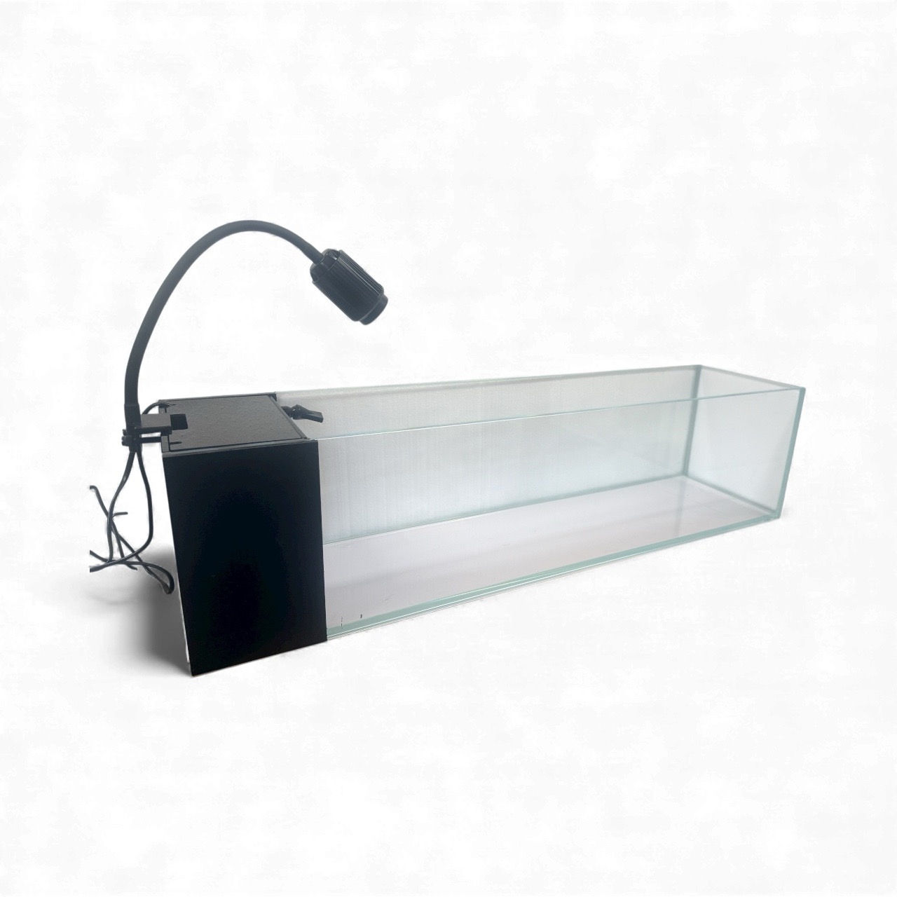Riverina tank 920x360x360 8mm thick, lamp and pump